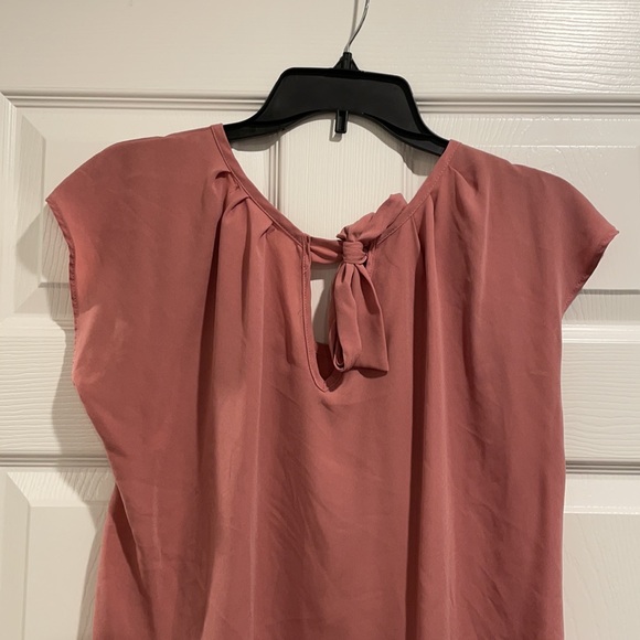 Pink blouse - Picture 4 of 4